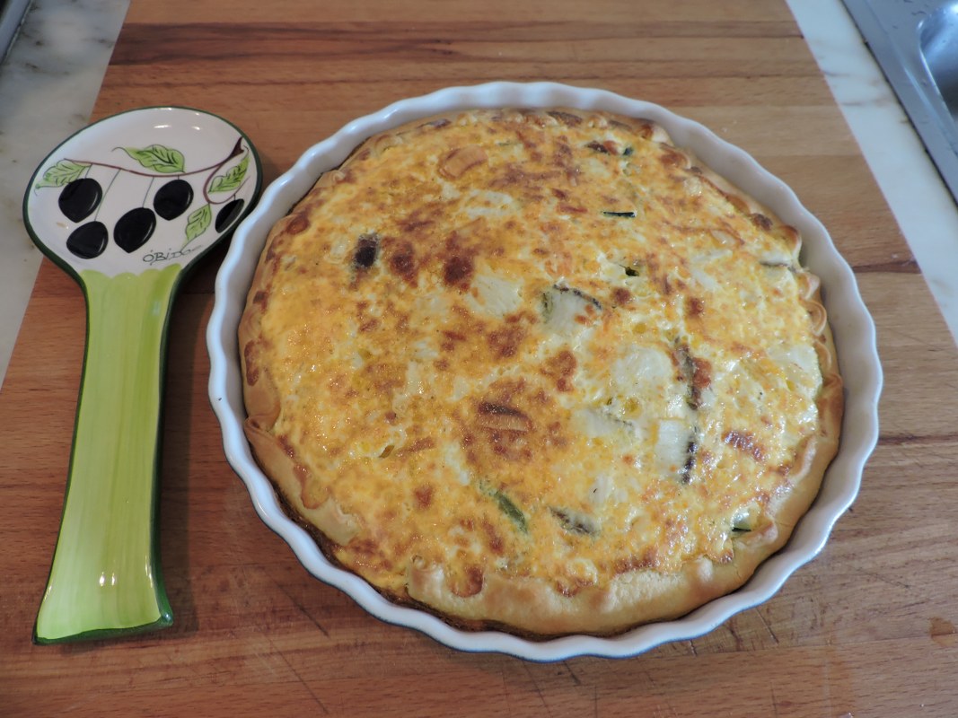 Quiche cu legume si peste