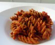 Paste fusilli cu busuioc si sos de rosii-0