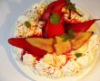 Pavlova cu pere posate in vin rosu-2