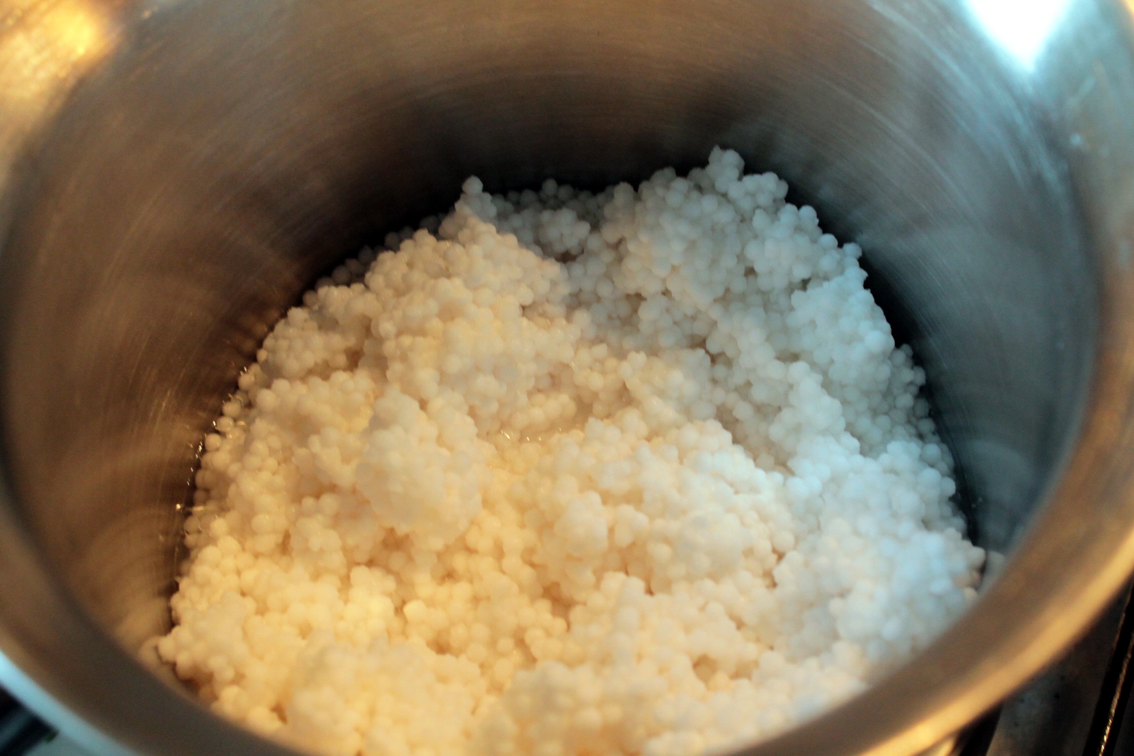 Budinca de tapioca cu lapte de cocos si fructe tropicale