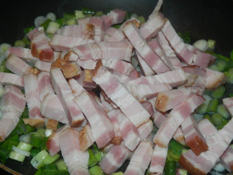 Budinca de paine cu bacon