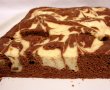 Prajitura marmorata cu branza-14
