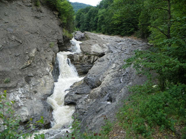 Lepsa-astazi Cheile Tisitei si Cascada Putna