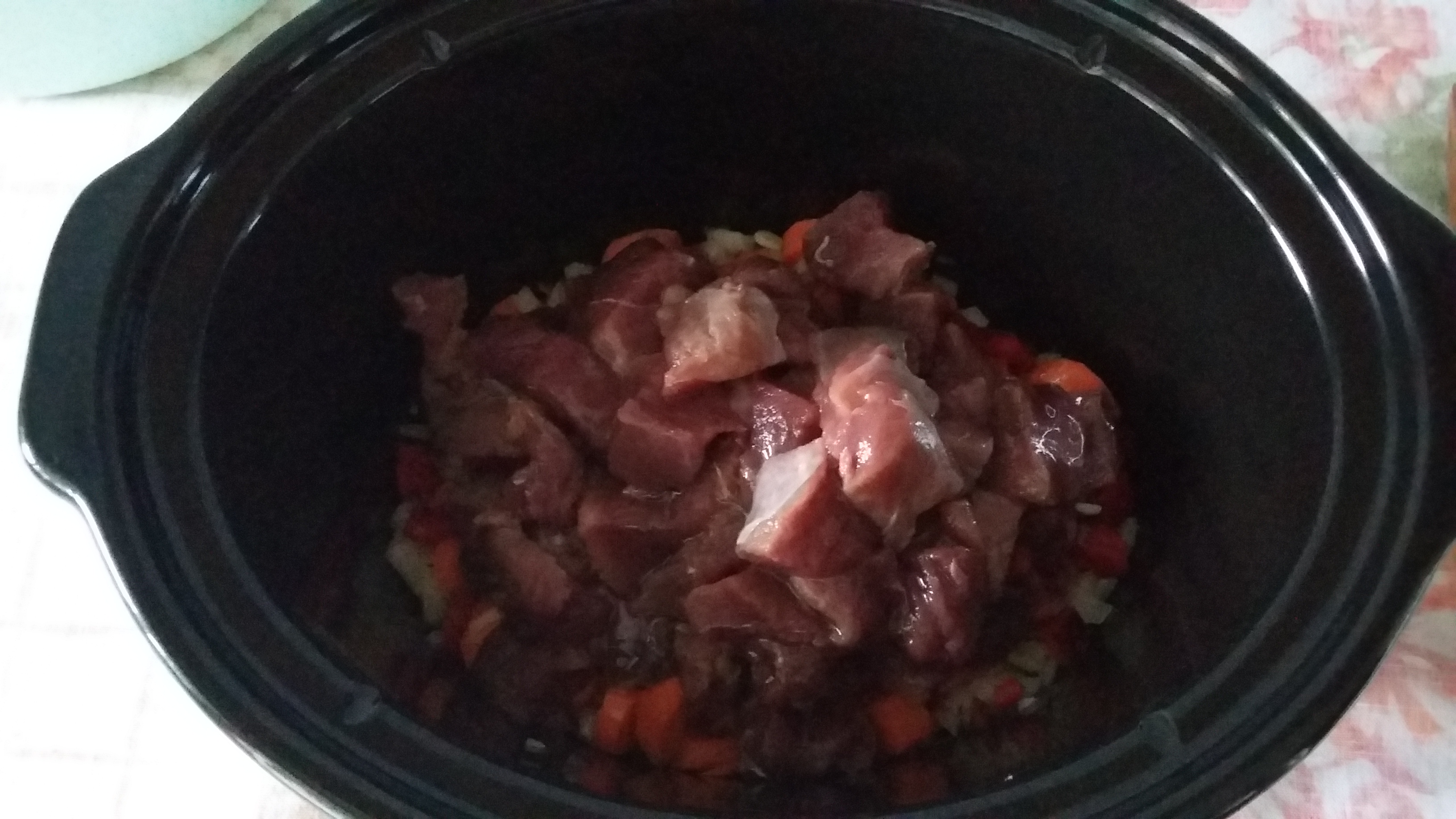 Tocanita din piept de rata la slow cooker Crock-Pot