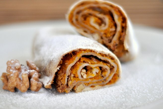 Desert strudel cu dovleac si nuca