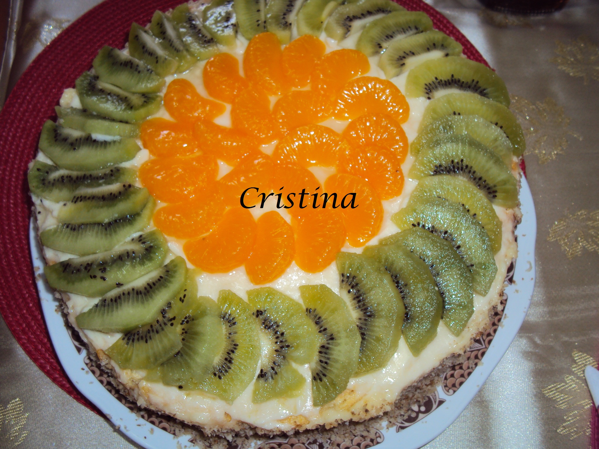 Desert tort cu crema de vanilie si fructe