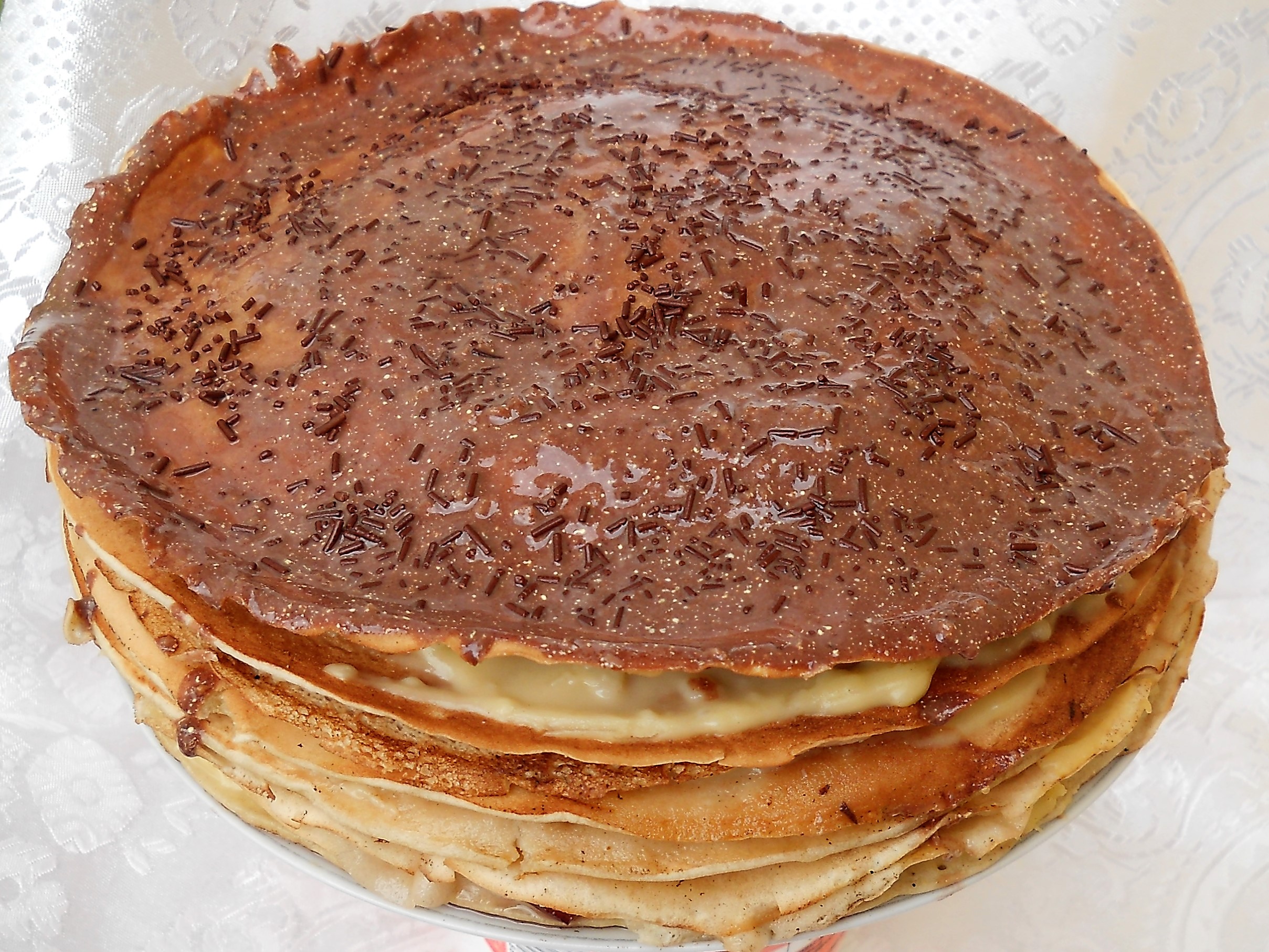 Desert tort de clatite cu fructe