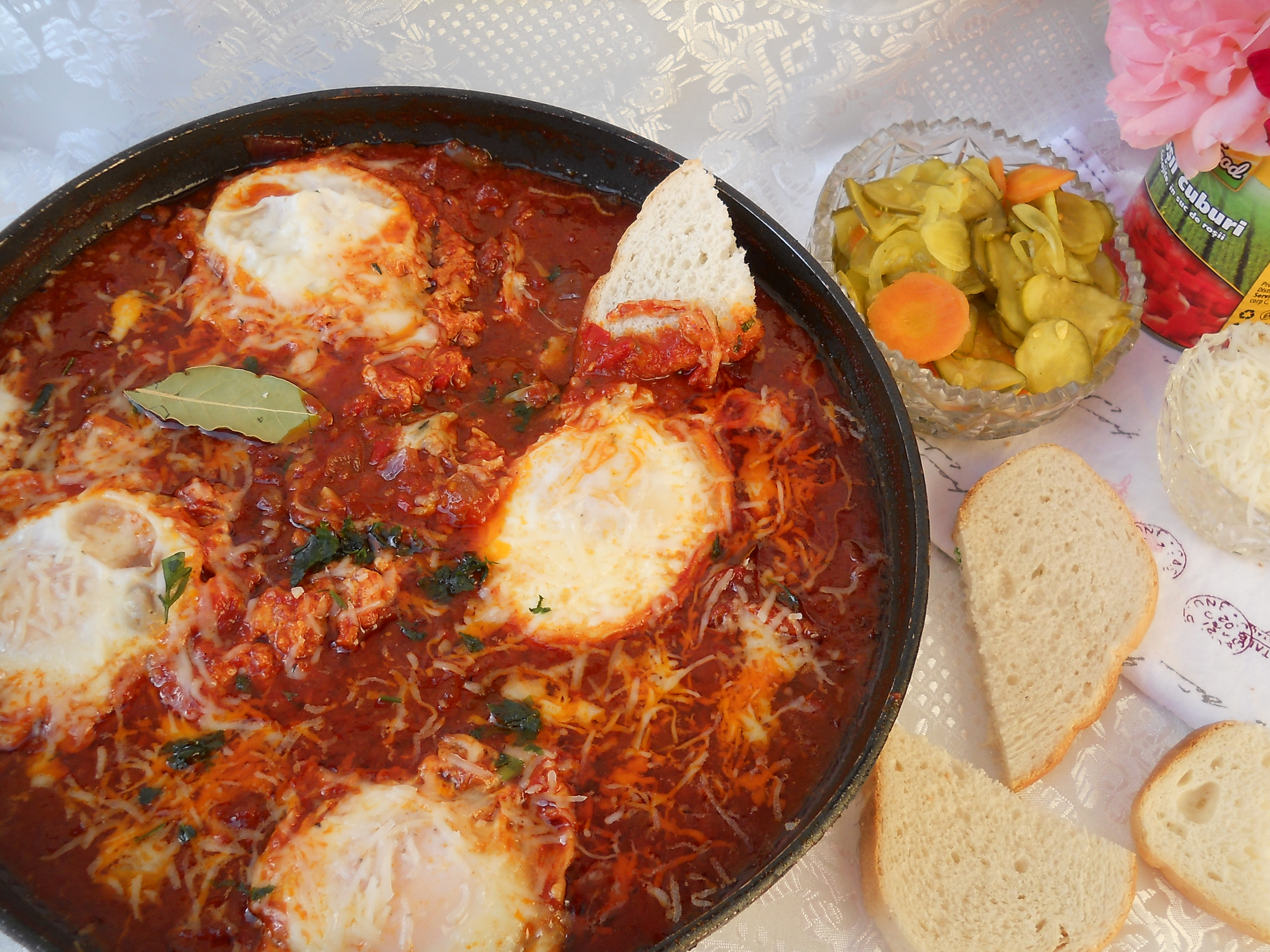 Shakshuka cu rosii