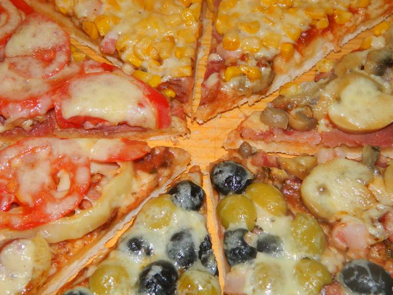 Pizza patru in una