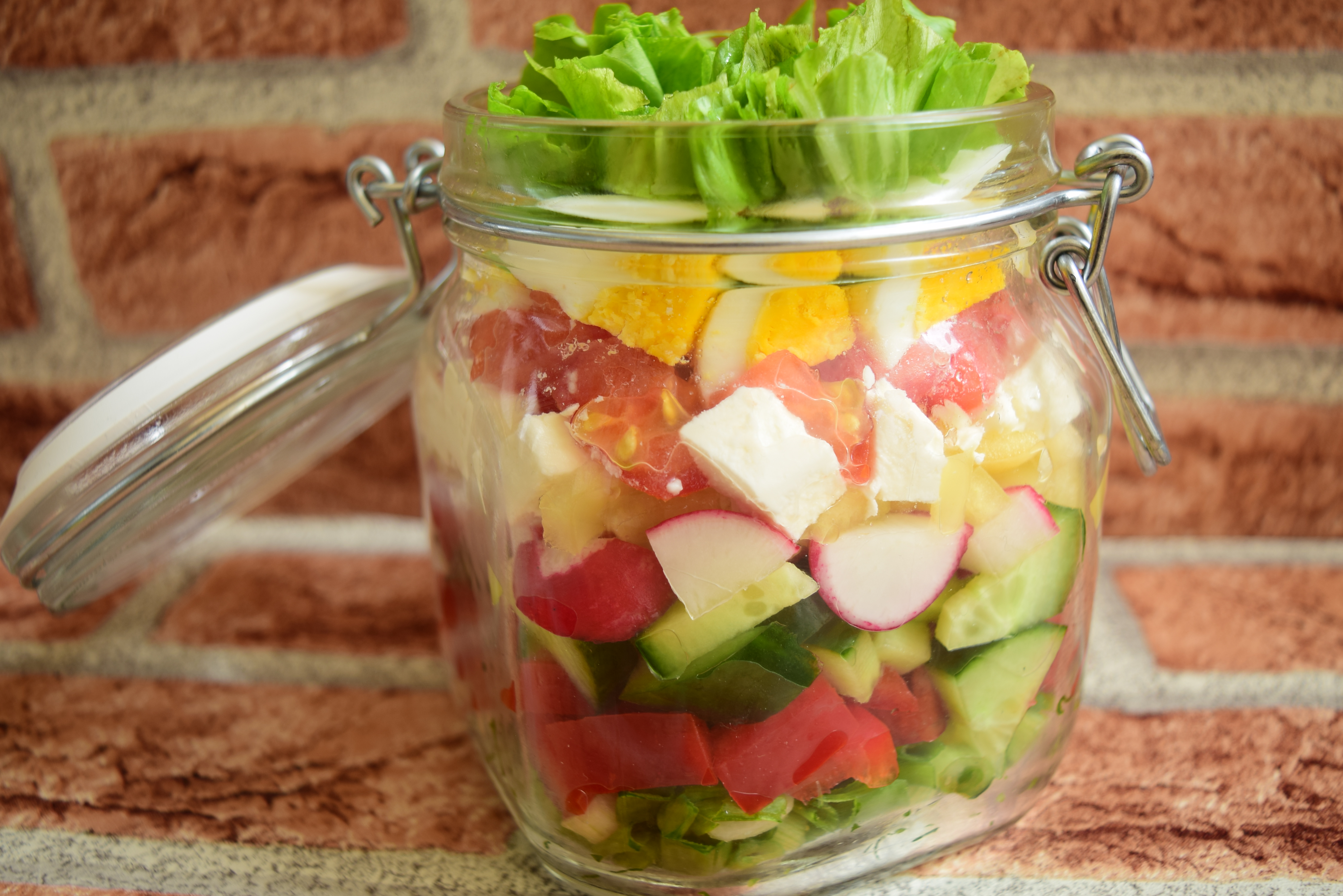 Salata de legume la borcan, in straturi