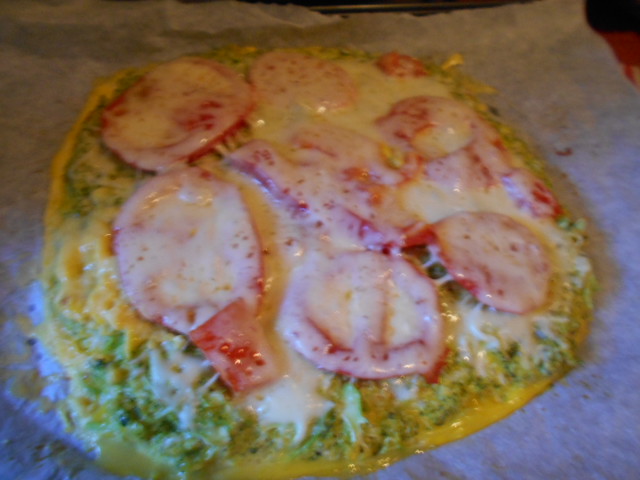 Pizza cu blat de broccoli