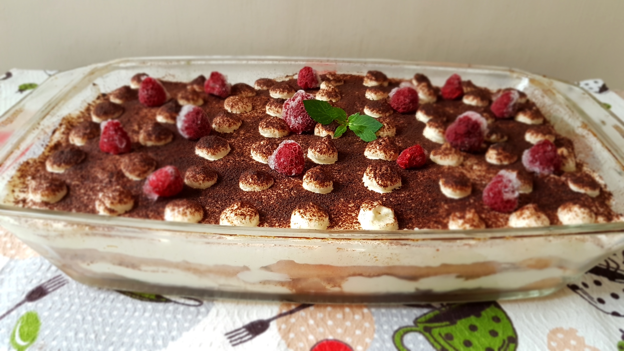 Desert Tiramisu cu zmeura