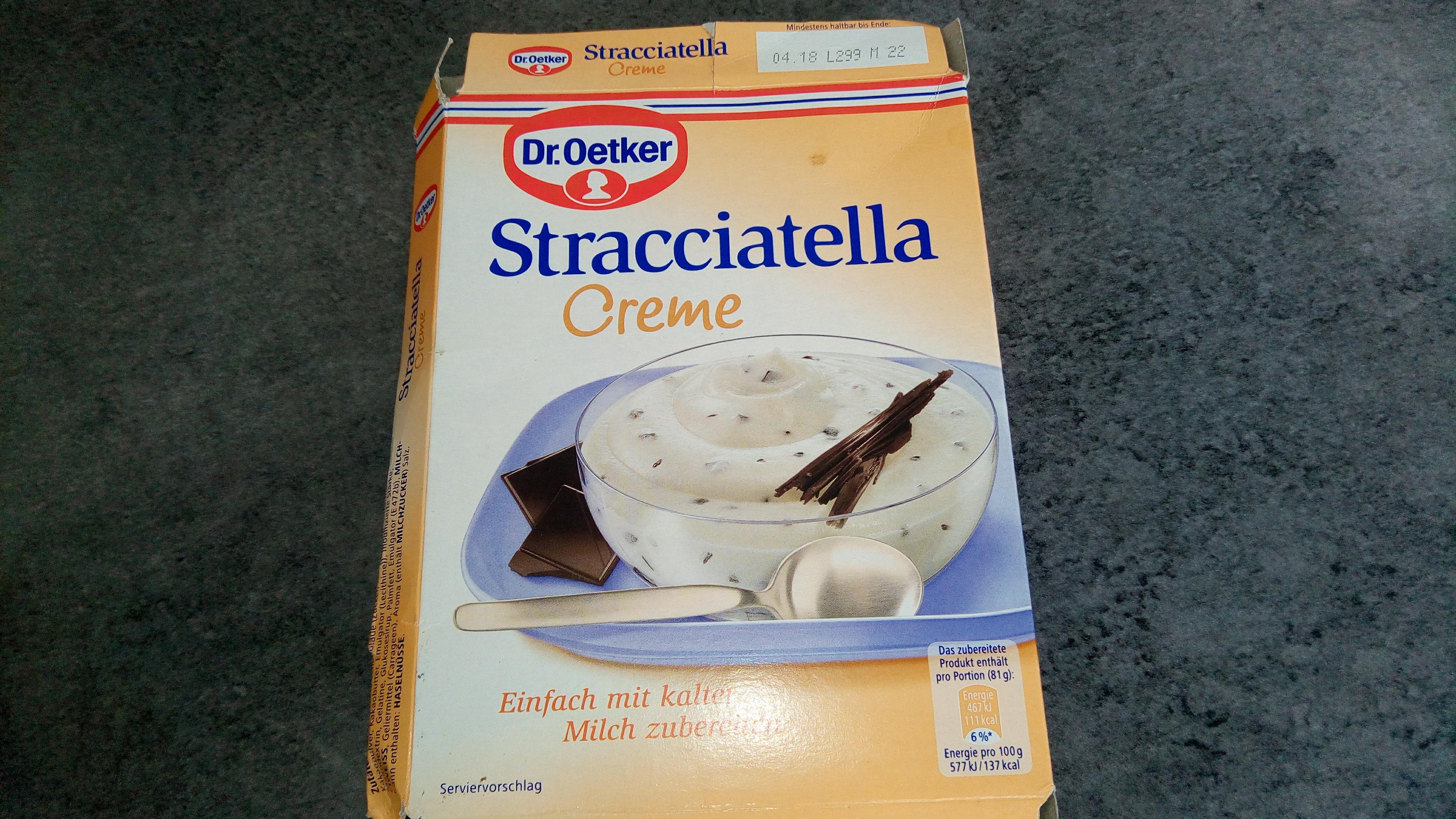 Desert tort rapid cu crema stracciatella