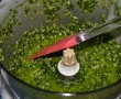 Supa crema de cartofi cu usturoi copt si pesto de patrunjel-4