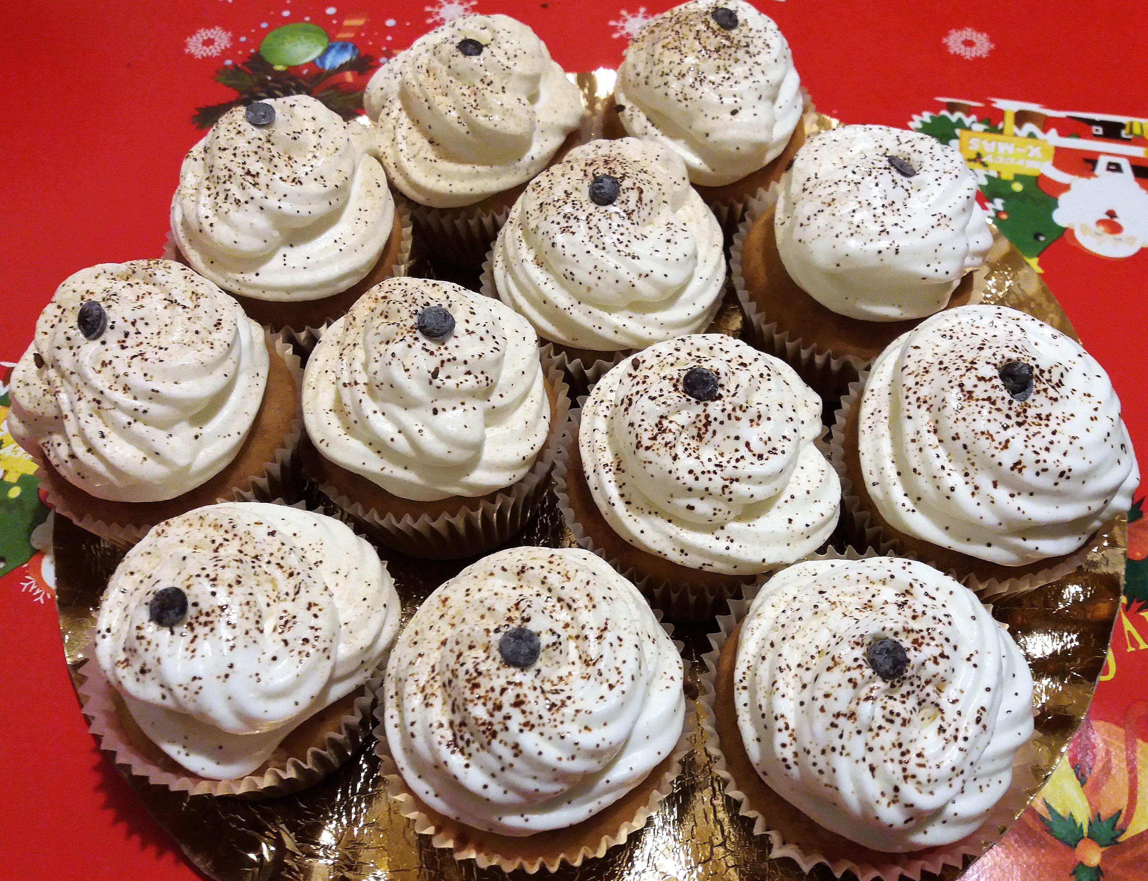 Desert cupcakes tiramisu