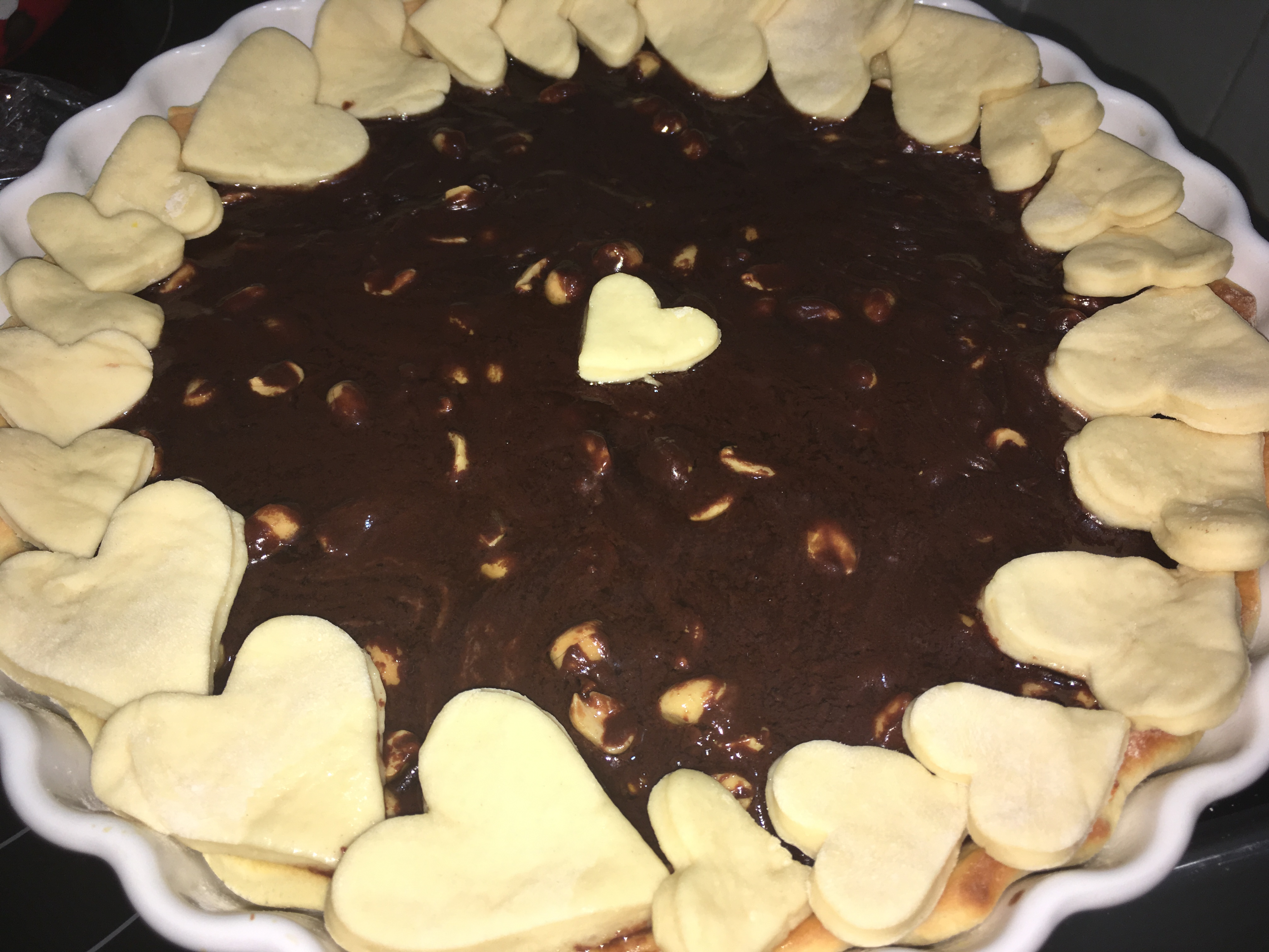 Desert tarta cu ciocolata, arahide si portocala