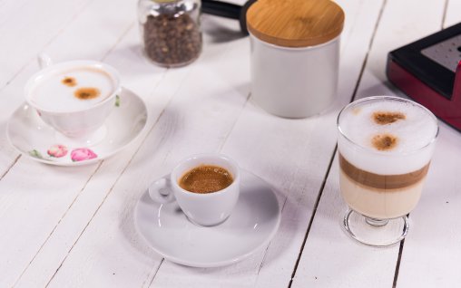 10 Retete de cafea pentru dimineti aromate la Espressor-ul Prima Latte Breville