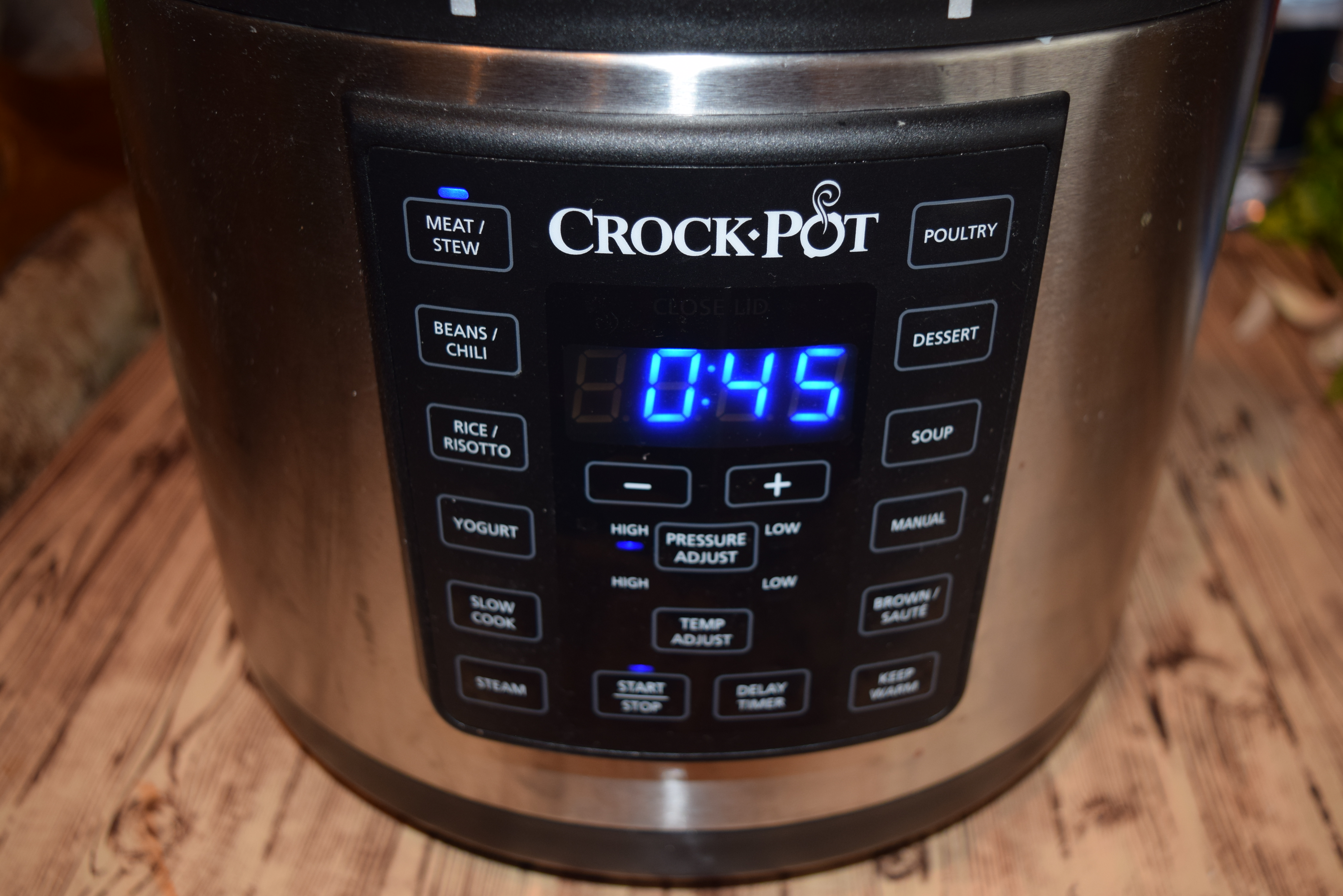 Ostropel de pui la Multicooker Crock-Pot Express cu gatire sub presiune