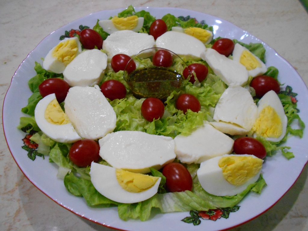 Salata Mozzarella