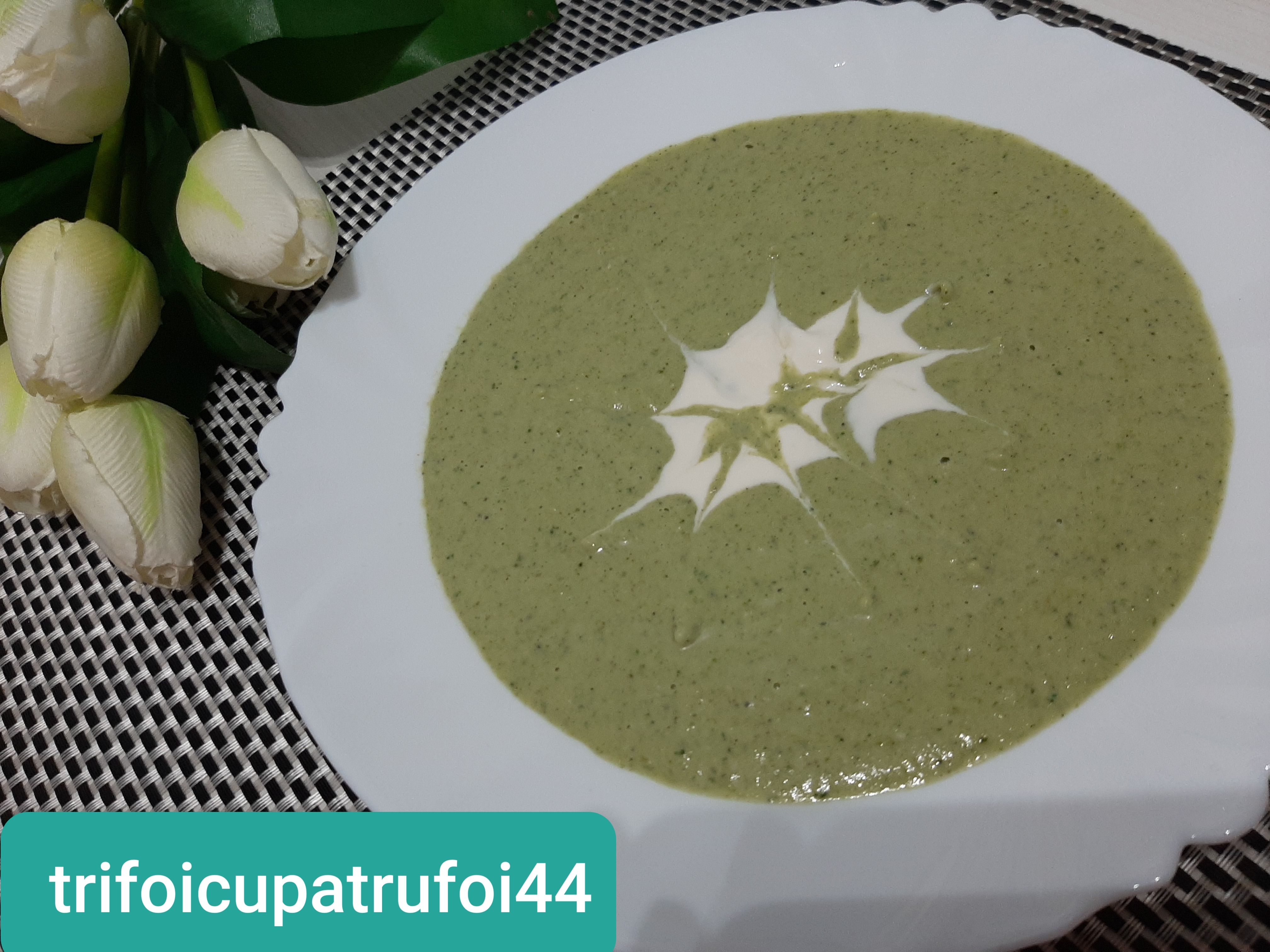 Supa crema cu broccoli