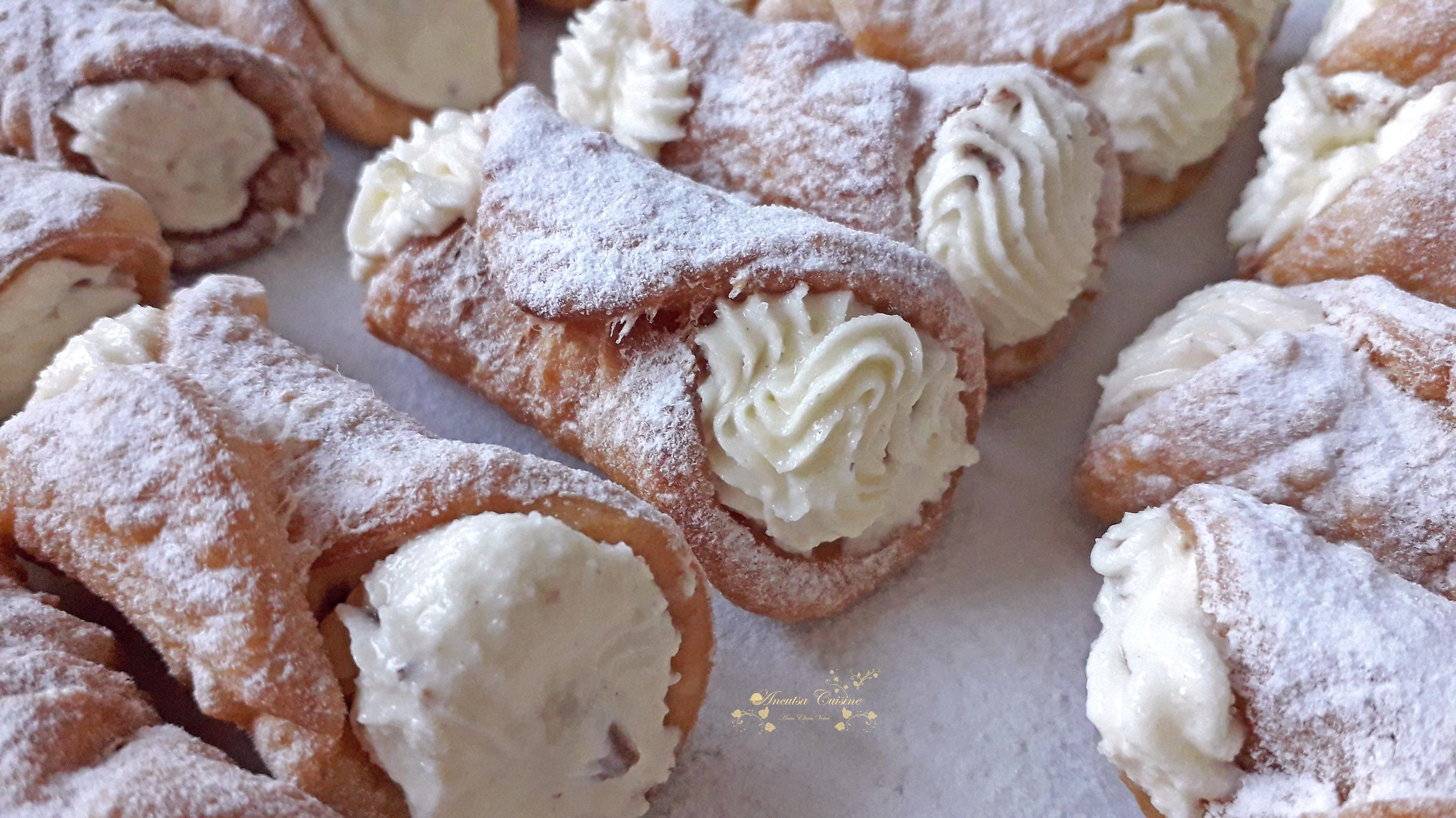 Desert mini cannoli cu mascarpone