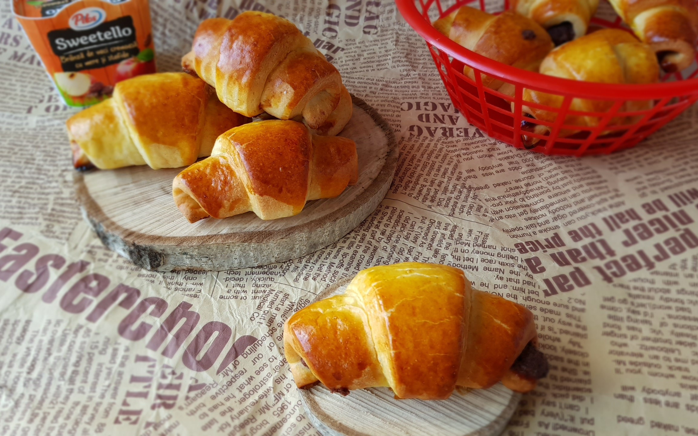 Desert croissante umplute