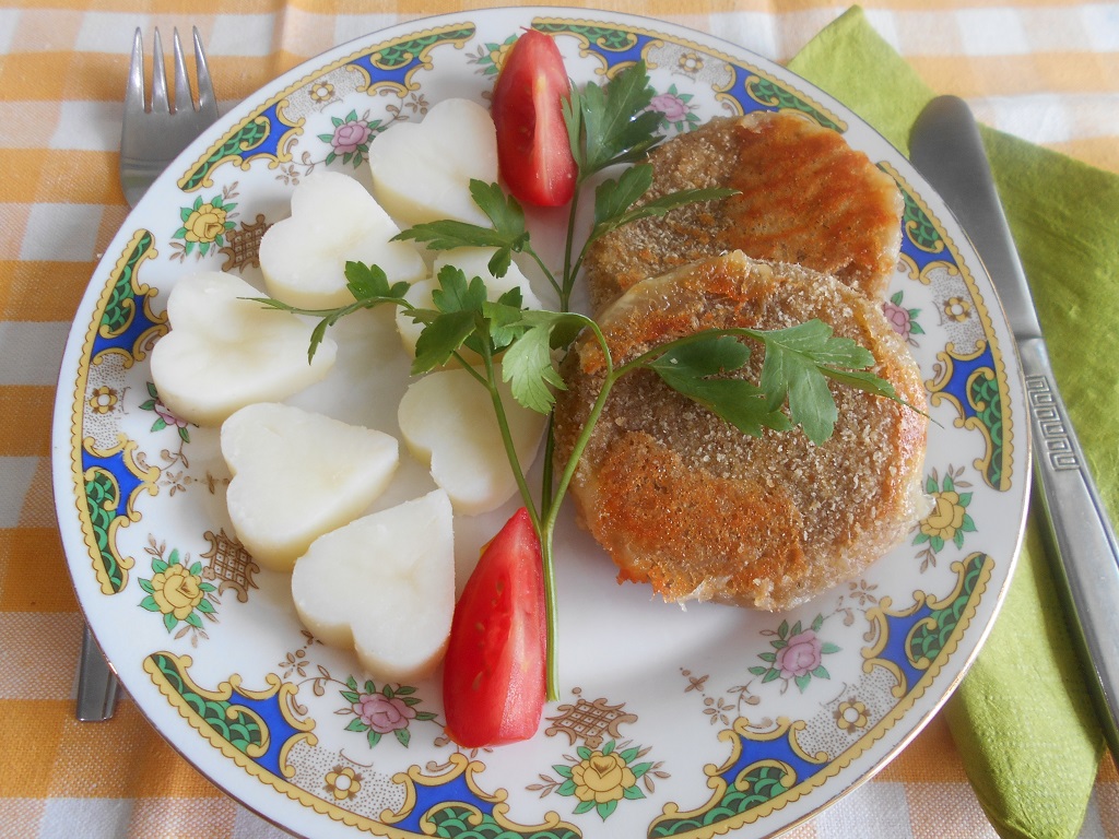 Cascaval pane la cuptor, cu cartofi natur