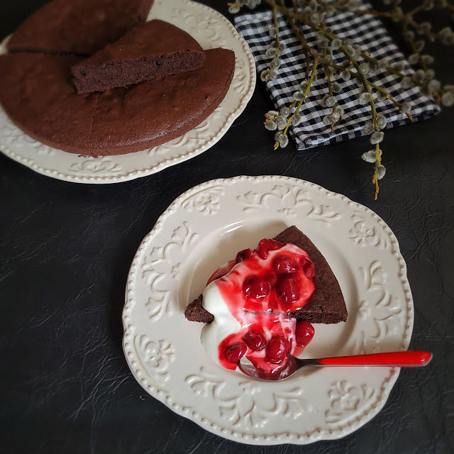 Desert prajitura cu faina de cocos si zahar brun