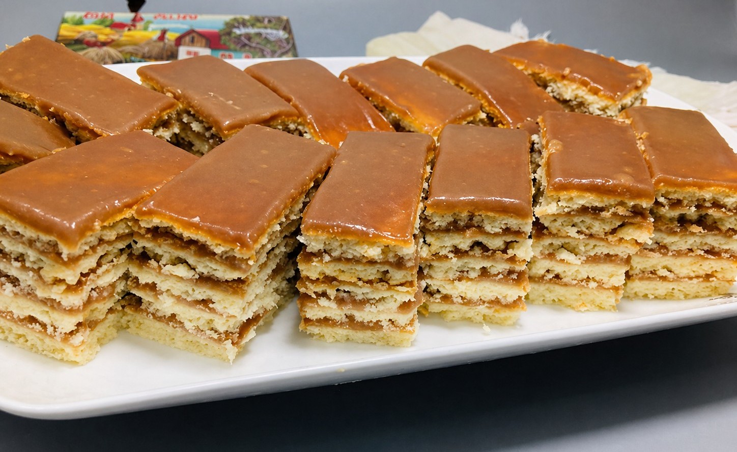 Desert prajitura cu foi fragede si ciocolata