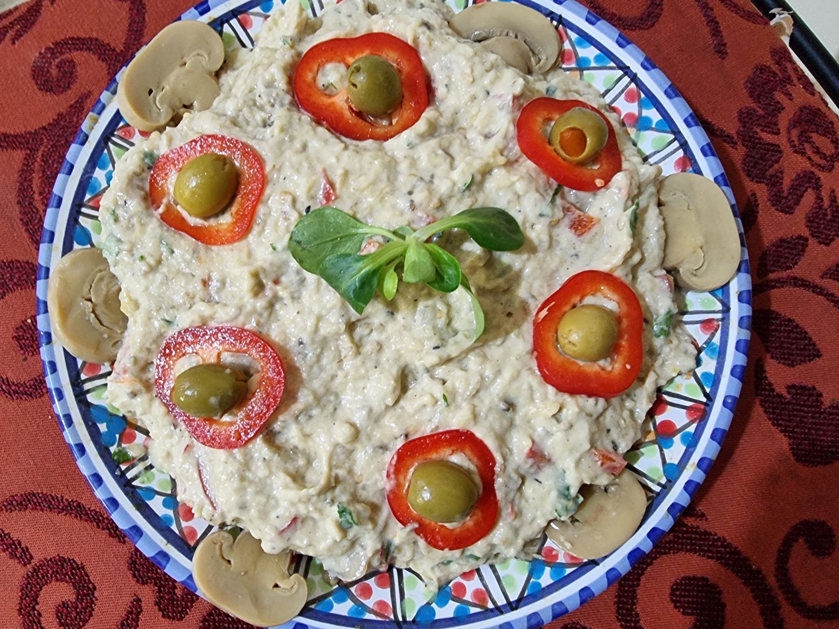 Salata de vinete cu ciuperci si ardei