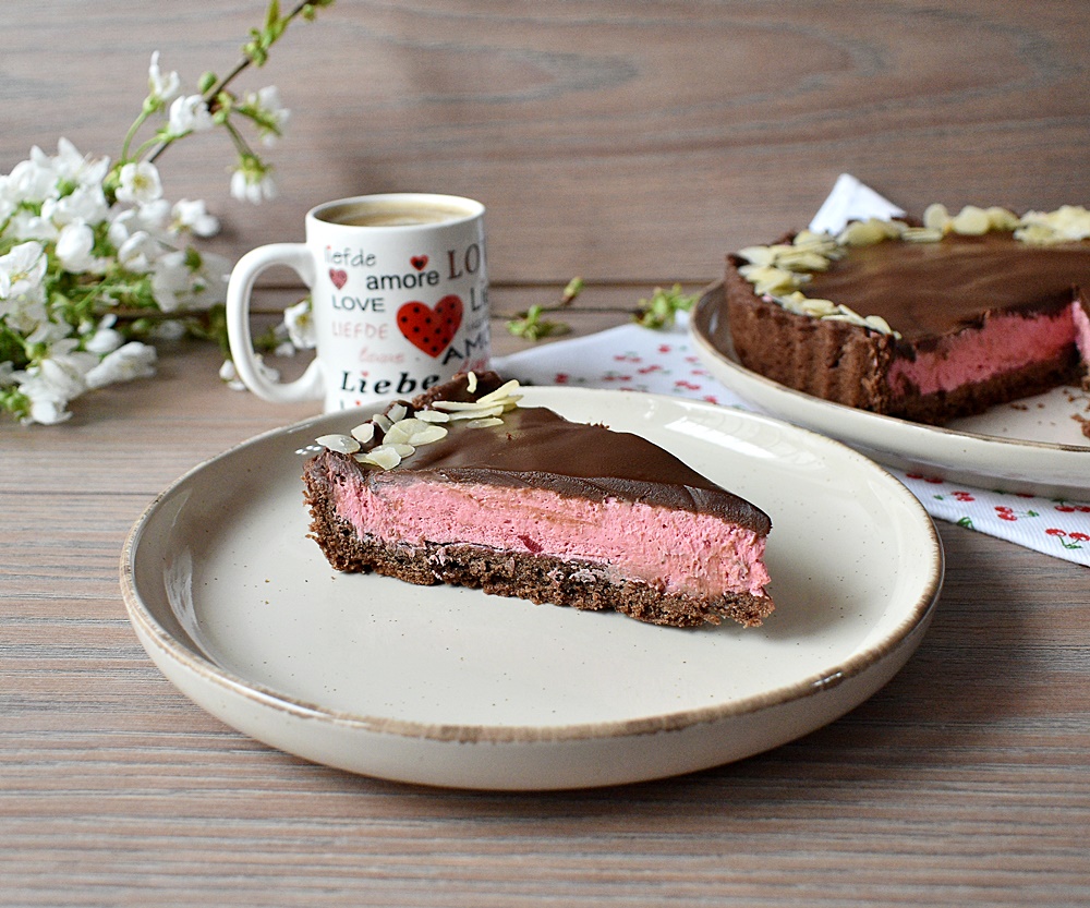 Tarta cu zmeura si ciocolata - Reteta delicioasa de post