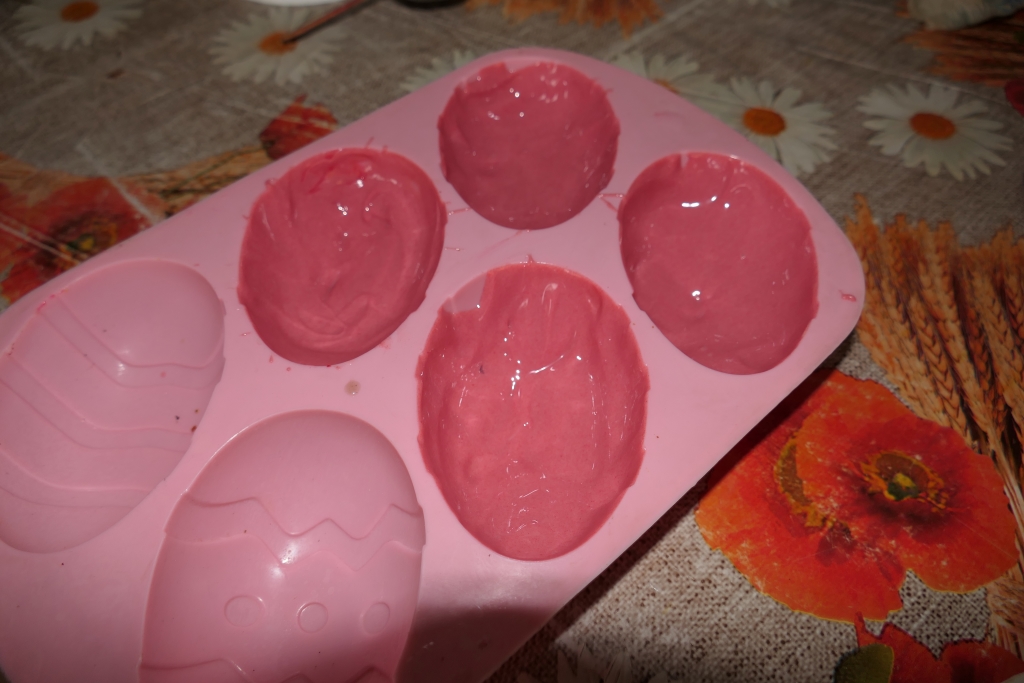 Tort cu crema de fistic - Deliciu fin si aromat