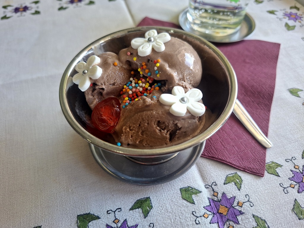 Înghețata de ciocolată - Deliciu de vară