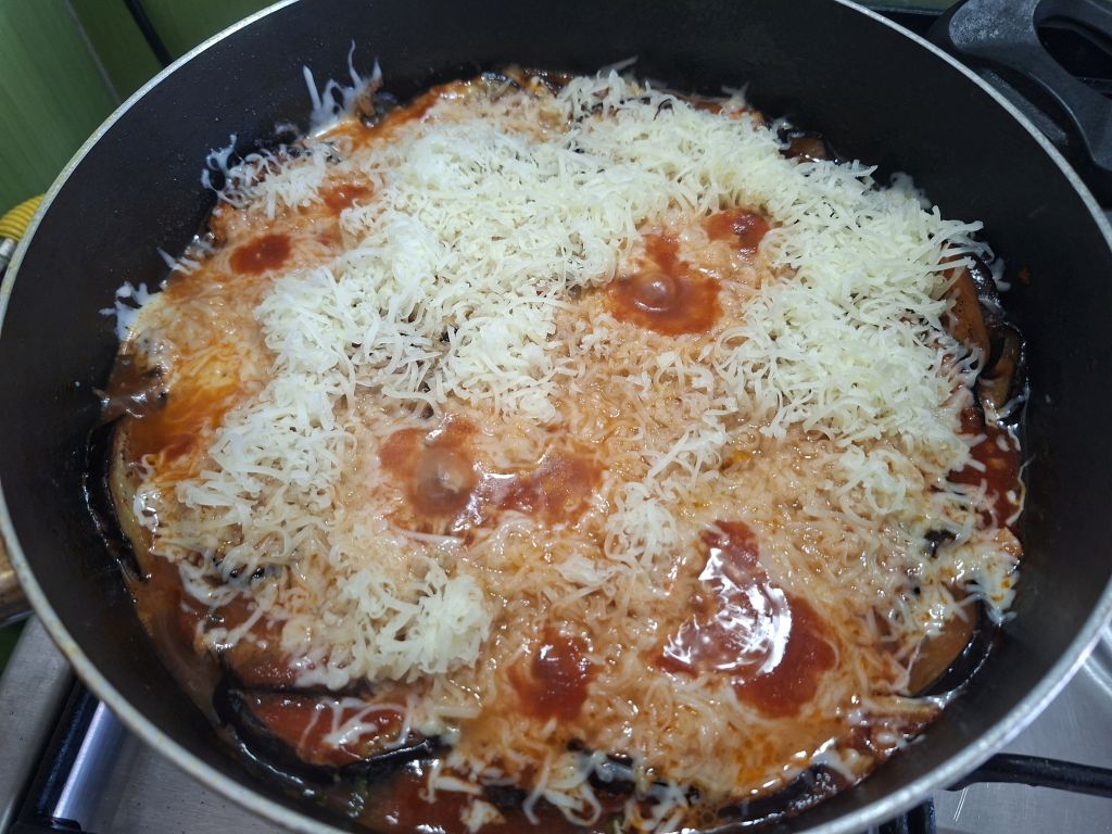 Melanzane alla parmigiana – Reteta simpla, rapida si plina de savoare