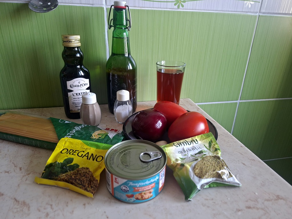 Spaghete cu ton