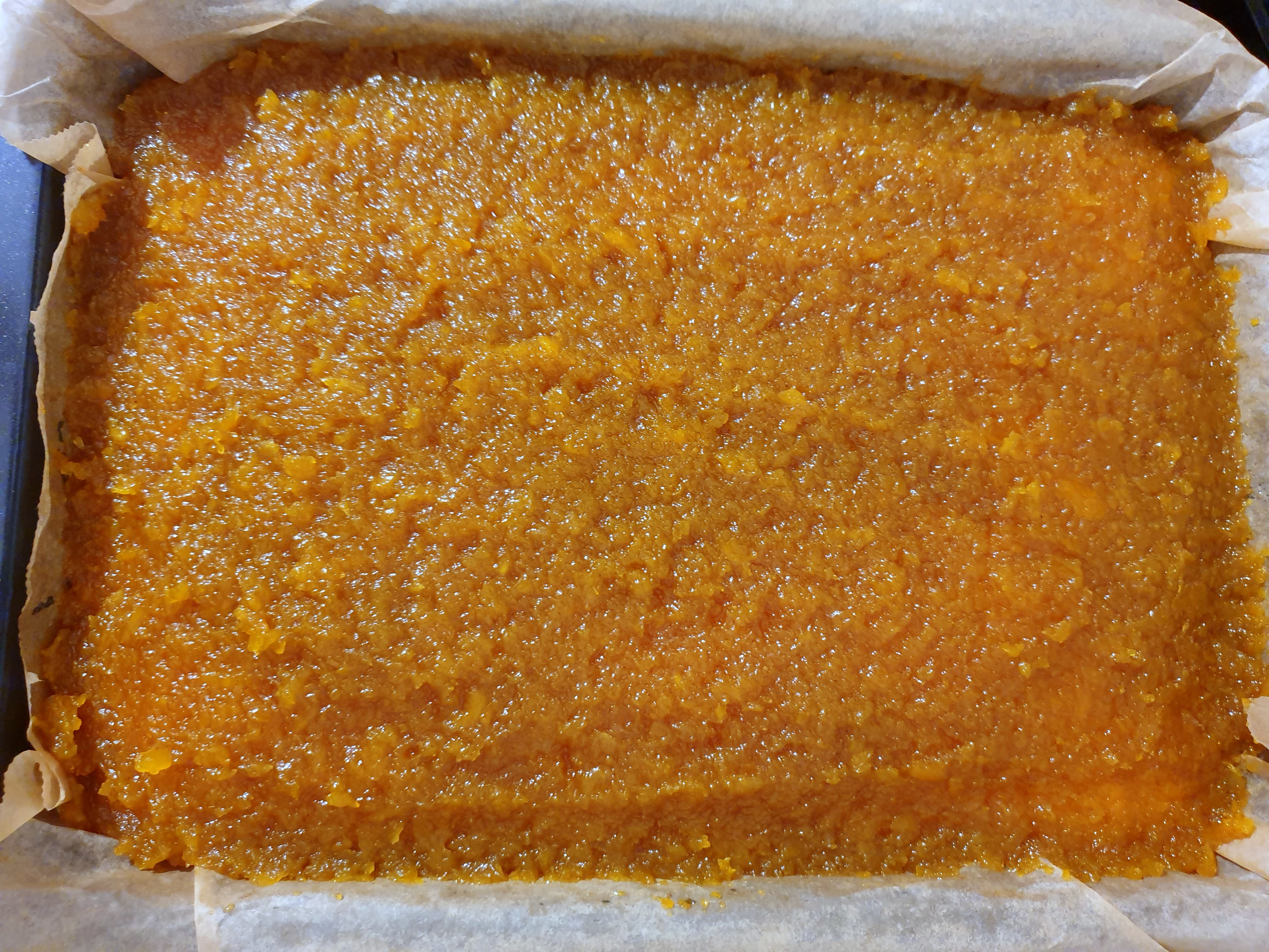 Prajitură cu dovleac plăcintar și bezea cu nuci - Deliciu de toamnă