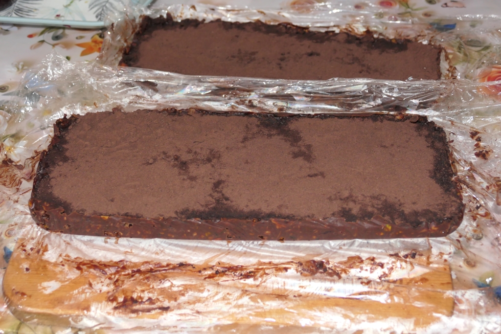 Batoane de ciocolata ''cu de toate'' - Delicioase si spornice