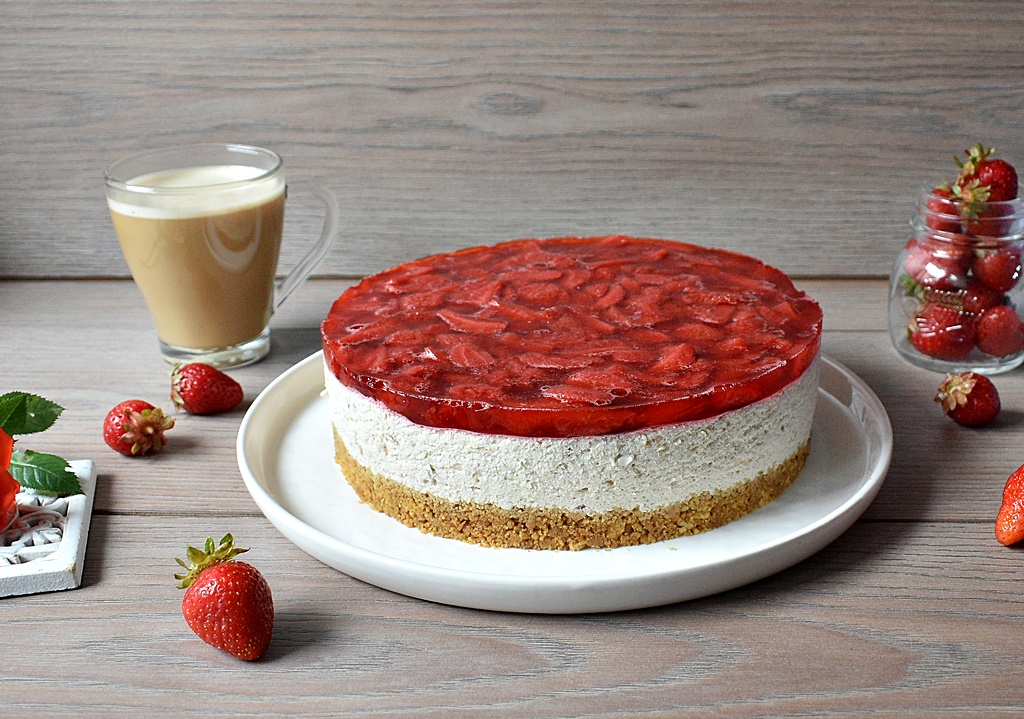 Cheesecake cu capsuni si banane - Reteta delicioasa fara coacere